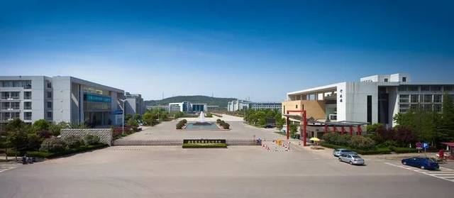 江蘇省90所高職院校綜合實(shí)力排行榜出爐，南京信息技術(shù)領(lǐng)跑前十